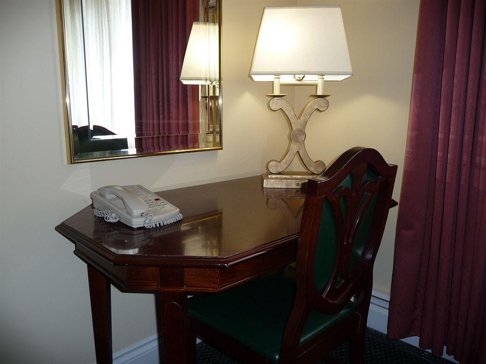 Arbutus Inn Victoria Habitación foto